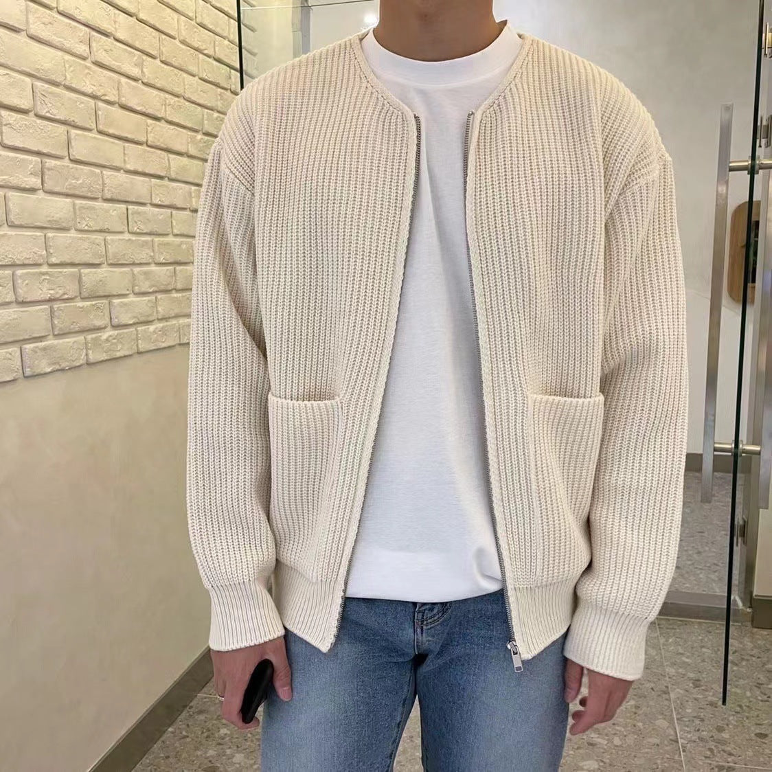Men’s Zip-Up Knitted Cardigan