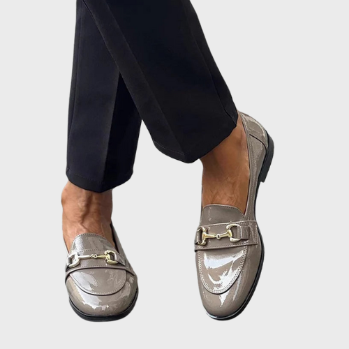 Clára™ | Elegant Moccasin